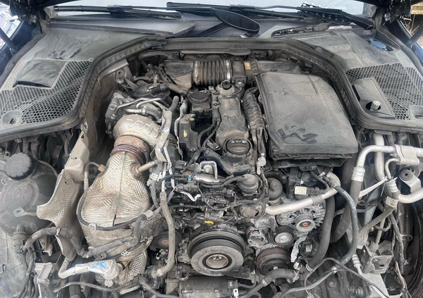 Mercedes-Benz Klasa C cena 52000 przebieg: 212000, rok produkcji 2018 z Warszawa małe 301